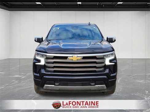 Certified 2022 Chevrolet Silverado 1500 High Country w/ High Country Premium Package image 3