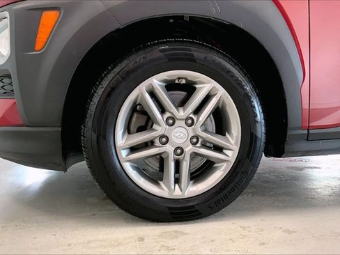 Used 2019 Hyundai Kona SE image 8