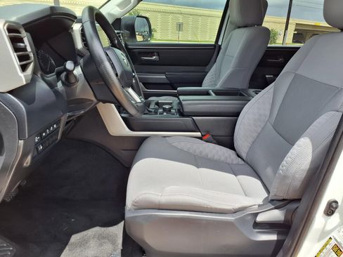 Used 2024 Toyota Tundra SR5 AWD/4WD image 25