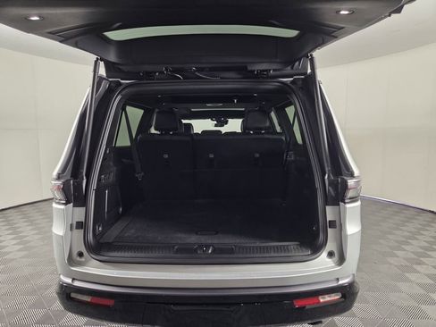 New 2026 Jeep Grand Wagoneer L Limited AWD/4WD image 20