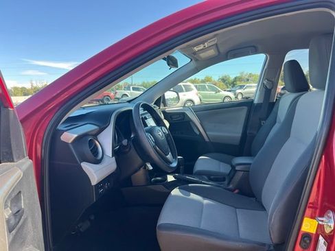 Used 2014 Toyota RAV4 LE AWD/4WD image 27