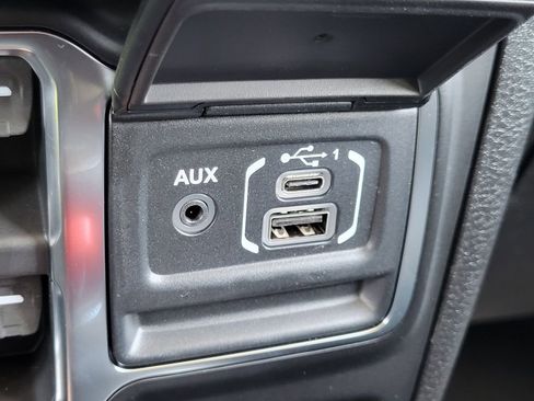 New 2026 Jeep Gladiator Sport image 12