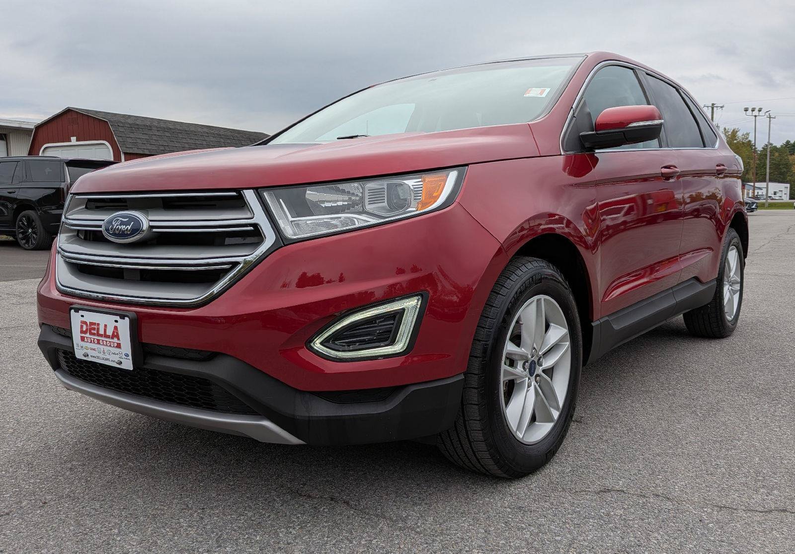 Used 2017 Ford Edge SEL w/ Equipment Group 201A AWD/4WD image 4