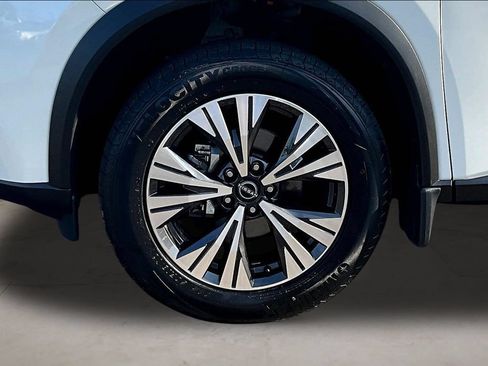 Certified 2023 Nissan Rogue SV AWD/4WD image 33