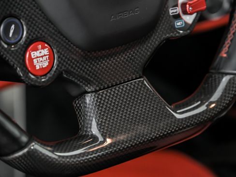 Used 2018 Ferrari 488 Spider image 30