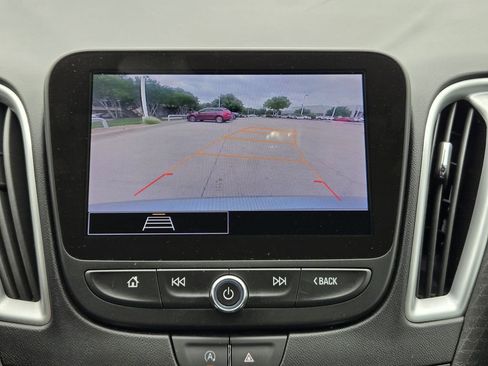 Used 2024 Chevrolet Malibu LT FWD image 12