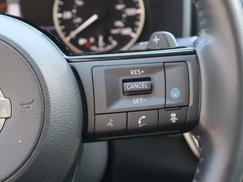 Used 2021 Nissan Rogue SV w/ Premium Package FWD image 14