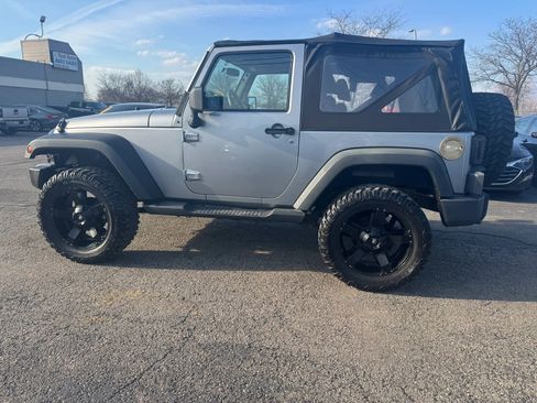 Used 2013 Jeep Wrangler Sport image 3