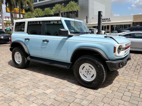 Used 2025 Ford Bronco Heritage Edition AWD/4WD image 7