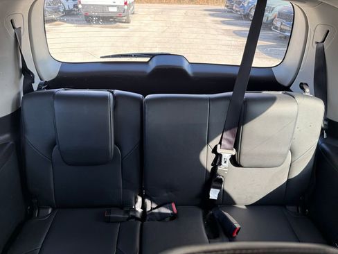Used 2024 Nissan Armada SL image 53