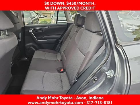 Used 2021 Toyota RAV4 XLE w/ Convenience Package FWD image 11
