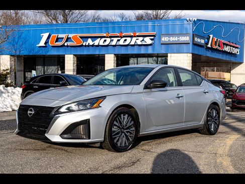 Used 2024 Nissan Altima 2.5 SV image 1