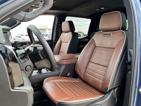 Used 2025 GMC Sierra 1500 Denali Ultimate image 24