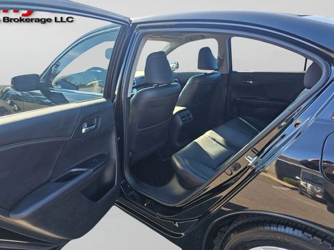 Used 2015 Honda Accord EX-L image 21