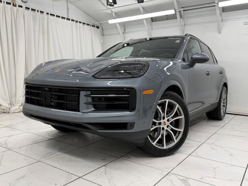 New 2026 Porsche Cayenne image 8
