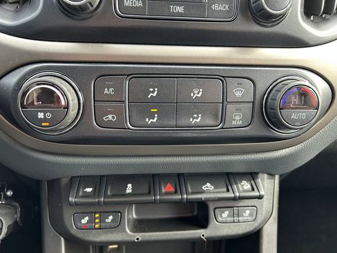 Used 2018 Chevrolet Colorado Z71 image 15