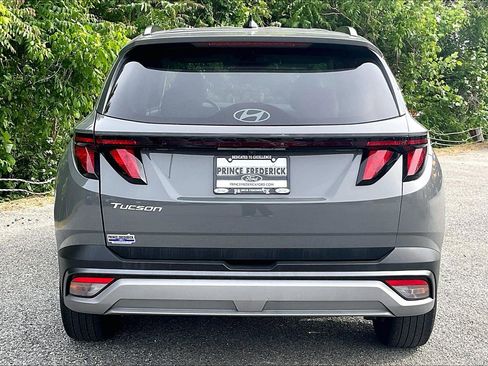 Used 2025 Hyundai Tucson SEL FWD image 4