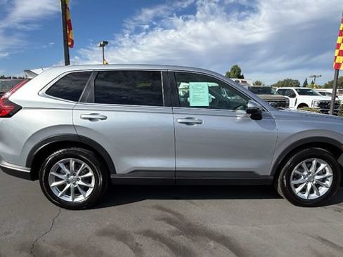 Used 2026 Honda CR-V EX image 3