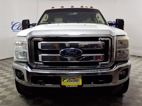 Used 2016 Ford F250 Lariat w/ Lariat Ultimate Package image 3