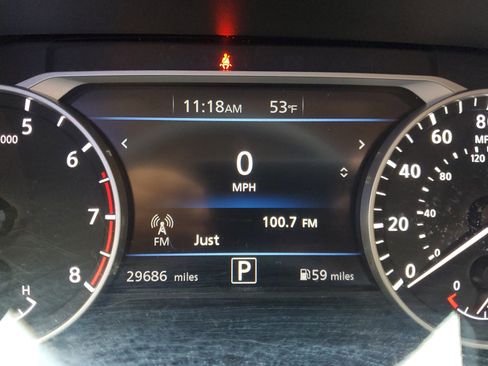 Used 2023 Nissan Sentra SV w/ SV Premium Package image 22