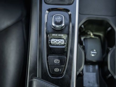 Used 2021 Volvo V60 T5 Cross Country w/ Protection Package image 25