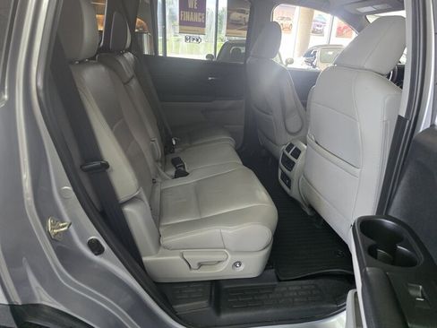 Used 2019 Honda Pilot Touring image 22