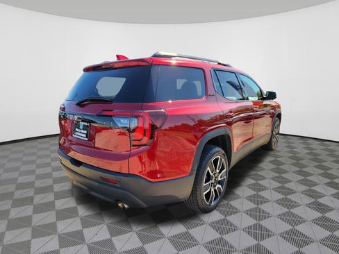 Used 2021 GMC Acadia SLE w/ Driver Convenience Package FWD image 4