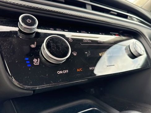 Used 2023 INFINITI QX60 Luxe w/ Performance Audio Package AWD/4WD image 21