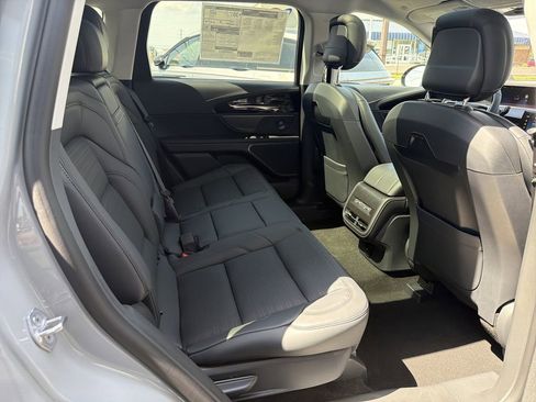 New 2026 Lincoln Nautilus Reserve w/ Jet Appearance Package image 8