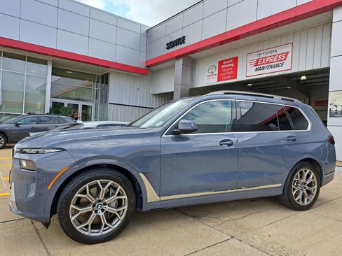 Used 2024 BMW X7 xDrive40i w/ Executive Package AWD/4WD image 1