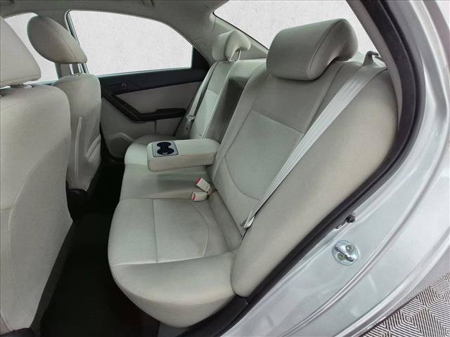 Used 2012 Kia Forte EX FWD image 18