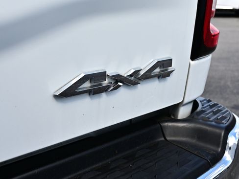 Used 2025 RAM 2500 Tradesman AWD/4WD image 9
