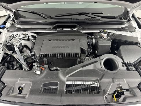 Certified 2025 Honda Pilot Touring image 30