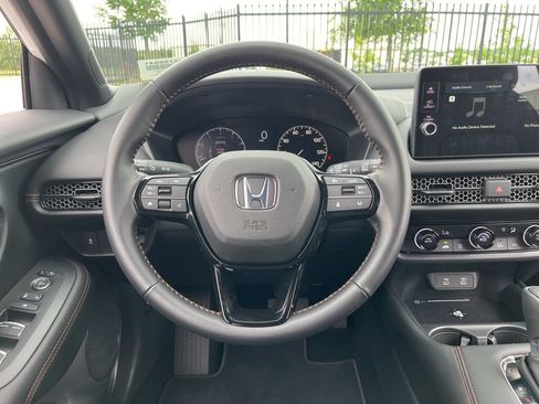 Certified 2026 Honda HR-V Sport image 18