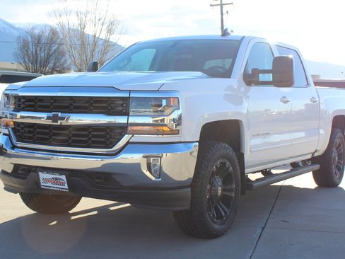 Used 2016 Chevrolet Silverado 1500 LT w/ All Star Edition image 5