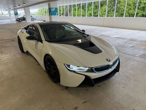 Used 2015 BMW i8 image 16