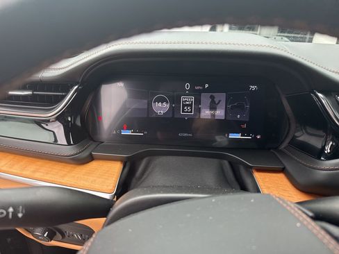 Used 2022 Jeep Grand Cherokee Summit image 17