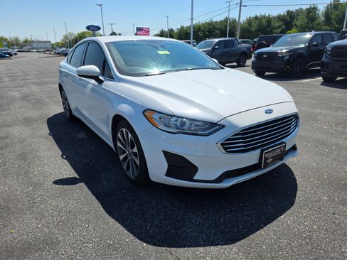 Certified 2019 Ford Fusion SE AWD/4WD image 7