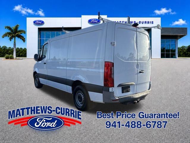 Used 2022 Mercedes-Benz Sprinter 2500 image 6