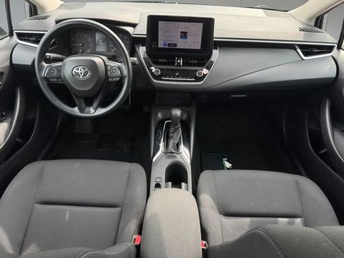 Used 2024 Toyota Corolla LE FWD image 8