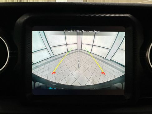 Used 2023 Jeep Wrangler Sahara w/ Cold Weather Group image 27