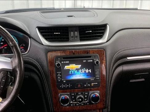 Used 2014 Chevrolet Traverse LTZ image 6