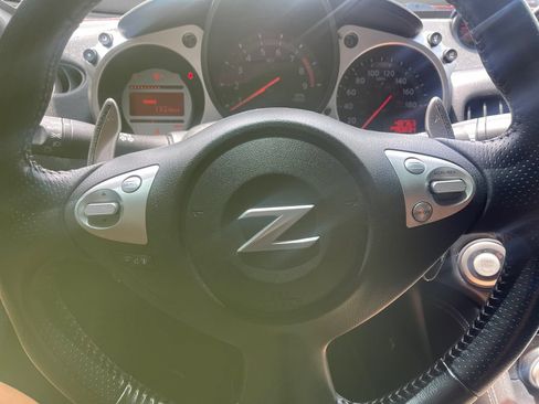 Used 2011 Nissan 370Z Coupe w/ Sport Pkg RWD image 24