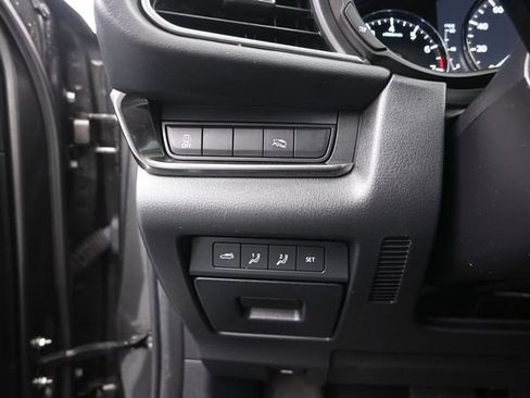 Used 2022 MAZDA CX-30 AWD 2.5 S w/ Premium Package image 16