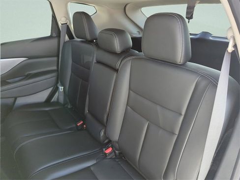 Certified 2024 Nissan Murano SV w/ SV Midnight Edition Package image 34