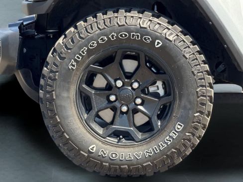 Used 2022 Jeep Gladiator Sport AWD/4WD image 29