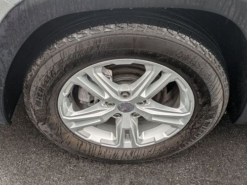 Used 2022 GMC Terrain SLE w/ Driver Convenience Package image 28