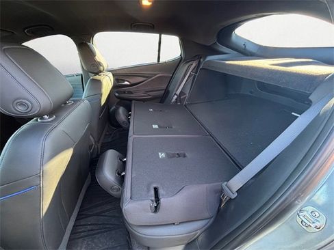 Used 2025 Buick Envista Sport Touring w/ Convenience I Package image 21