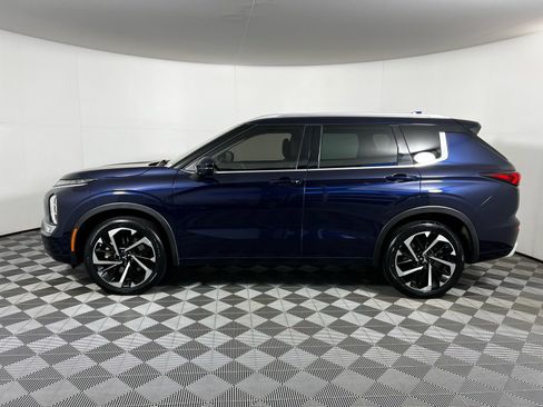 Used 2022 Mitsubishi Outlander SEL image 8