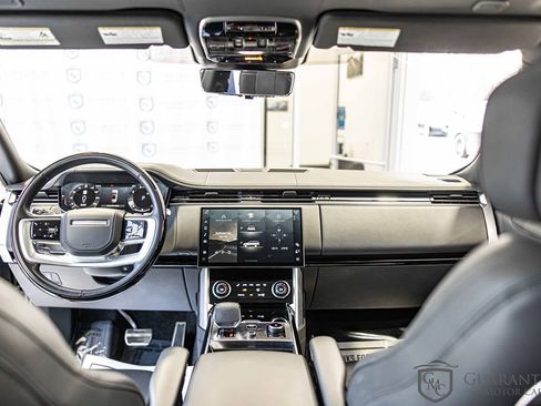 Used 2023 Land Rover Range Rover Long Wheelbase Autobiography image 36